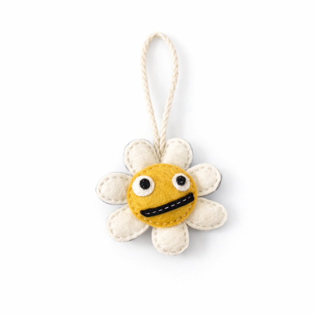 Daisy charm